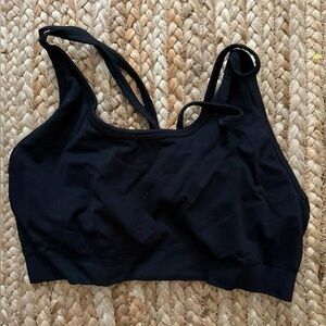NWOT Fabletics Women's Black Sports Bra